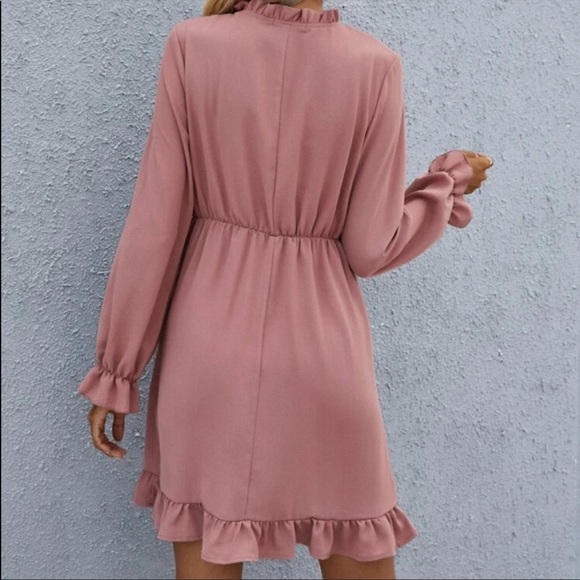 NWT long ruffle sleeve mini dress multiple sizes - Picture 2 of 5